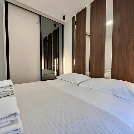 Appartement Ana With Private Parking Makarska