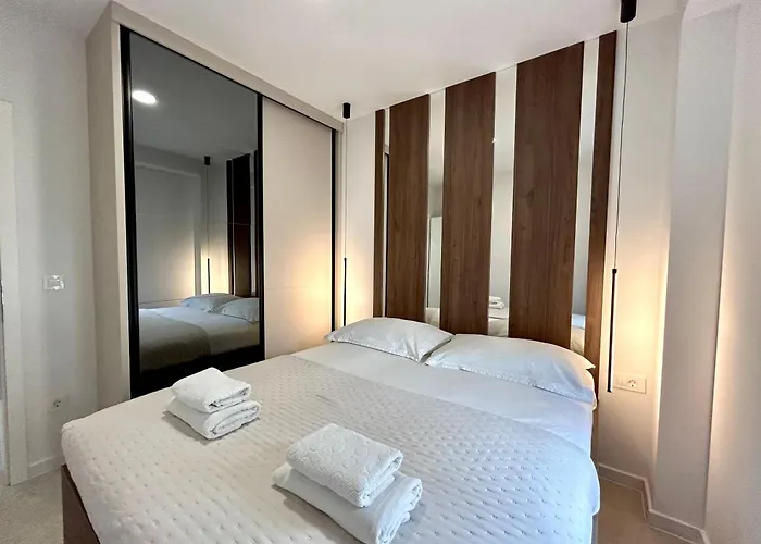 Ana With Private Parking Appartement *